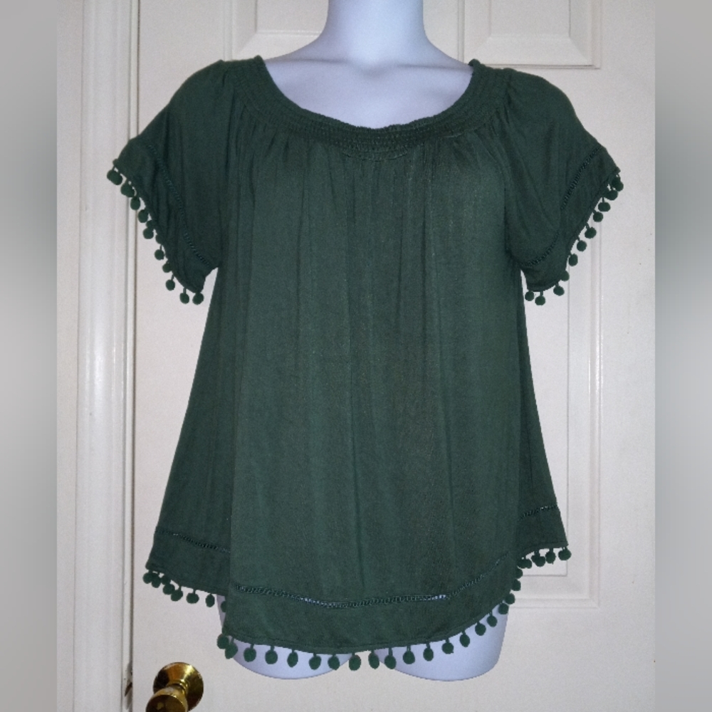Blu Ivy Women's sz XL Top Pom Pom Short Sleeve Green Stretch